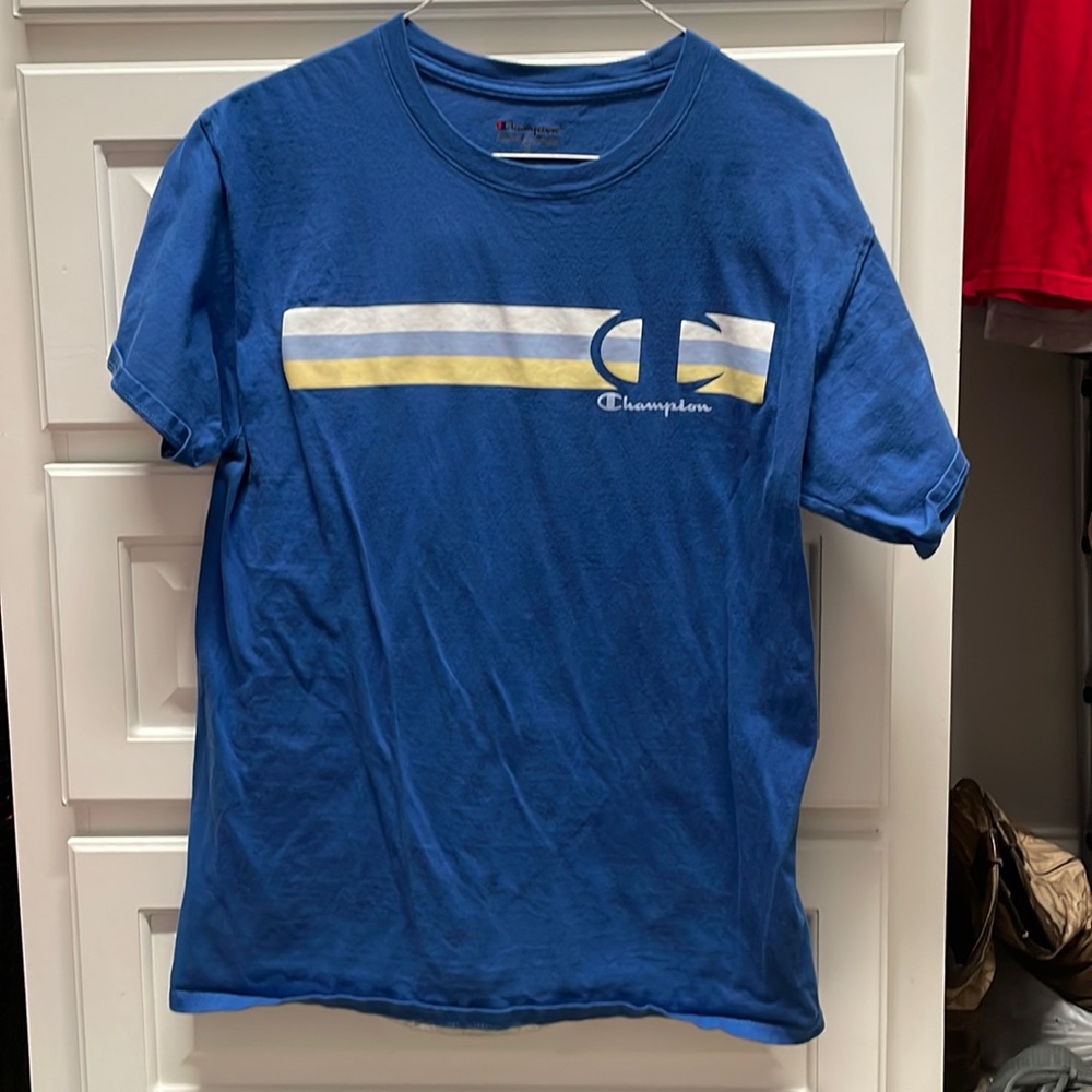 Men’s medium champion T-shirt